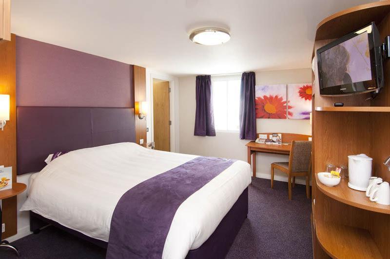 Premier Inn Stirling South エクステリア 写真